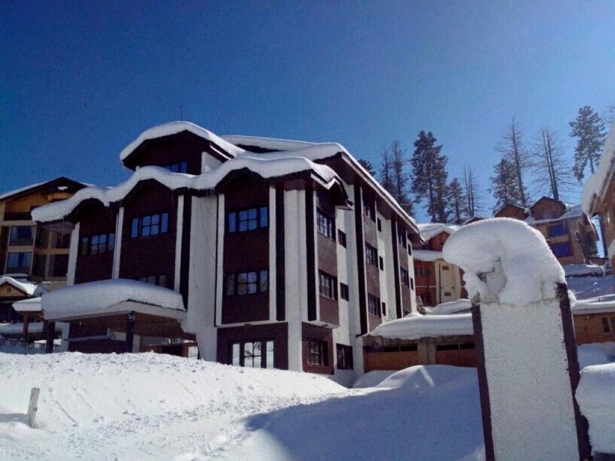 Hotel Gulmarg Inn Esterno foto