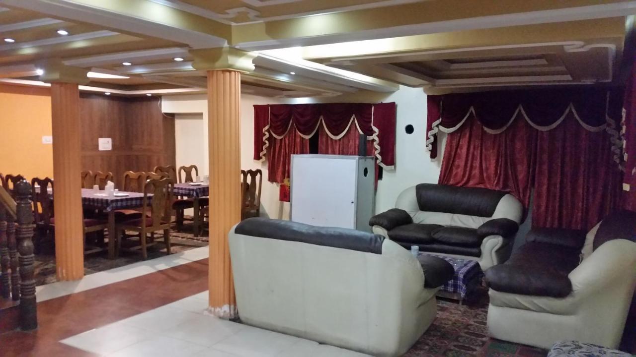 Hotel Gulmarg Inn Esterno foto